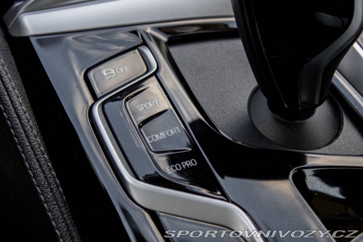 BMW 5 530d mHEV xDRIVE 210kW A 2020