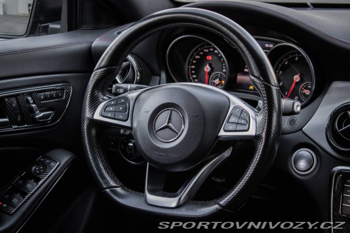 Mercedes-Benz CLA Shooting Brake  200   115 2016