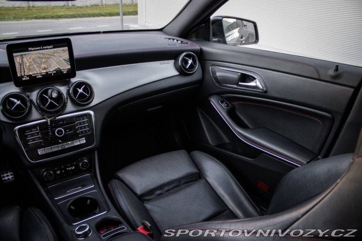 Mercedes-Benz CLA Shooting Brake  200   115 2016