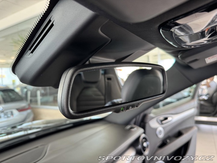 Alfa Romeo Stelvio 2,0T Q4*206kW*VELOCE*REZE 2019