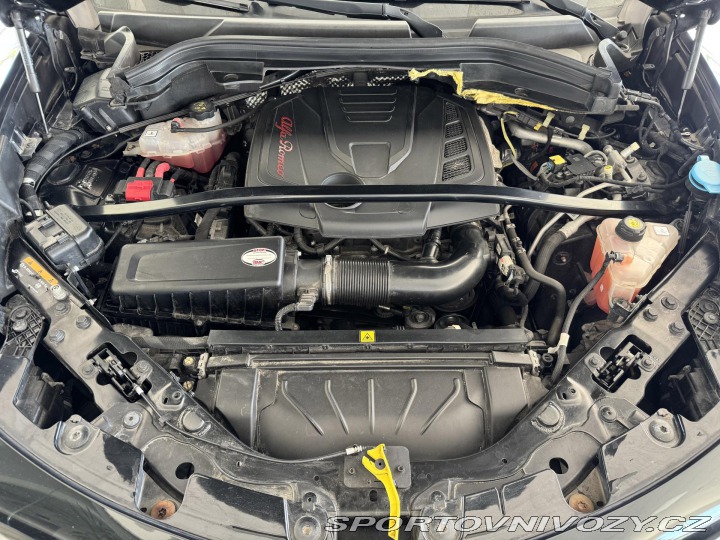 Alfa Romeo Stelvio 2,0T Q4*206kW*VELOCE*REZE 2019