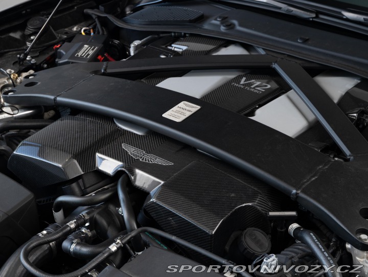 Aston Martin Vanquish  2025