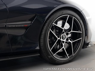 Aston Martin Vanquish  2025