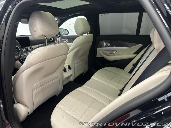 Mercedes-Benz E E63s AMG*BURM*LED*TOP*ZÁR 2022