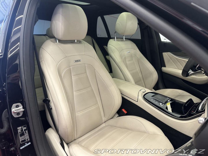 Mercedes-Benz E E63s AMG*BURM*LED*TOP*ZÁR 2022