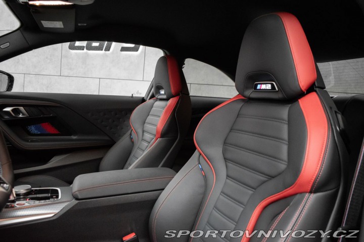 BMW M2 KARBON*ZÁRUKA+SERVIS*ČR 1 2025