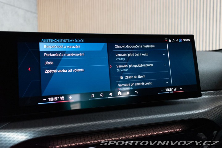 BMW M2 KARBON*ZÁRUKA+SERVIS*ČR 1 2025