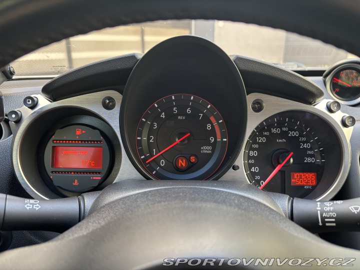 Nissan 370 Z  2014