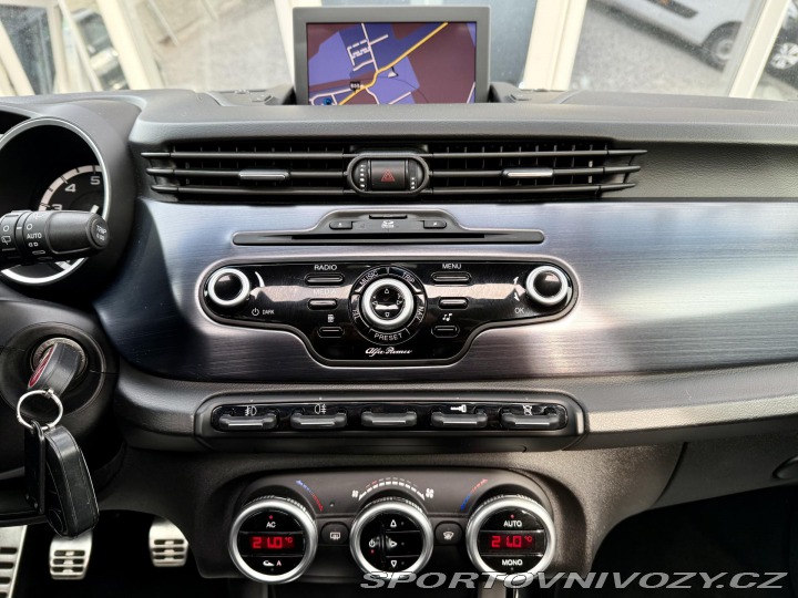 Alfa Romeo Giulietta 1.75 TBi Q.V. REZERVACE 2013