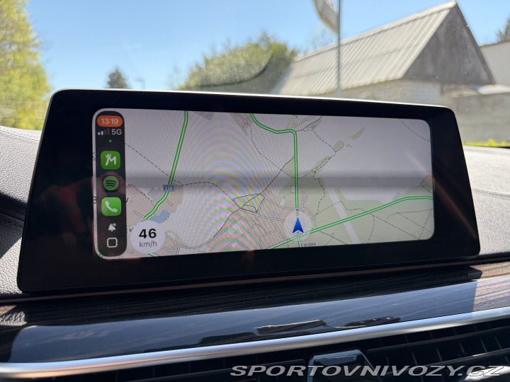 BMW 5 BMW 530i G30 top výbava 2017