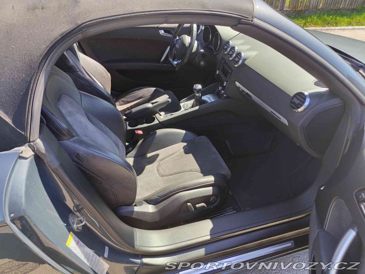 Audi TT 3.2 manuál 2008