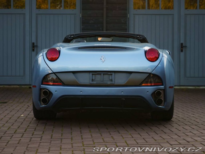 Ferrari California V8 2010