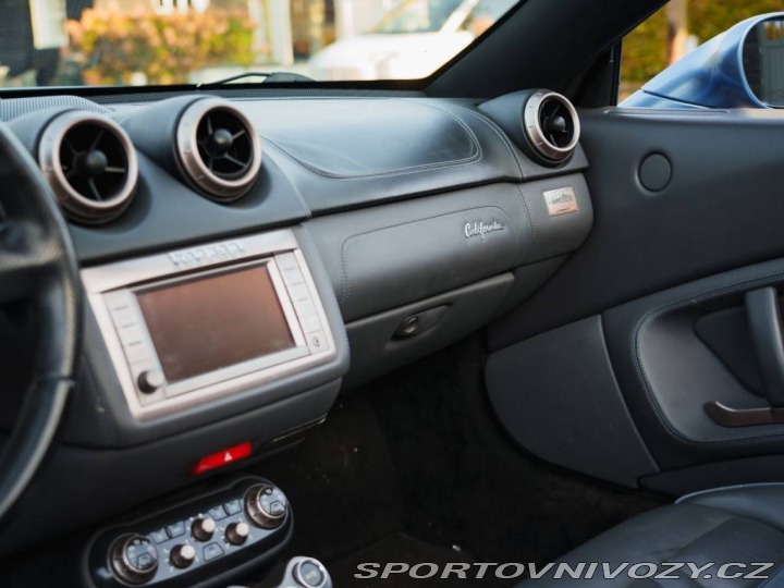 Ferrari California V8 2010