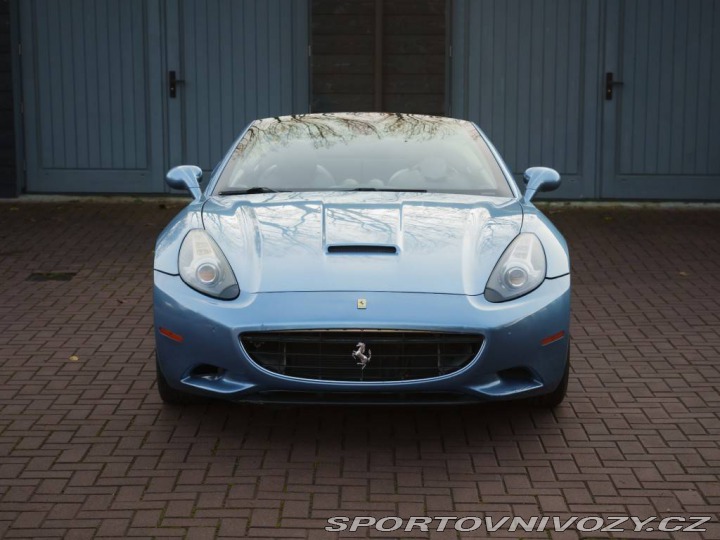 Ferrari California V8 2010