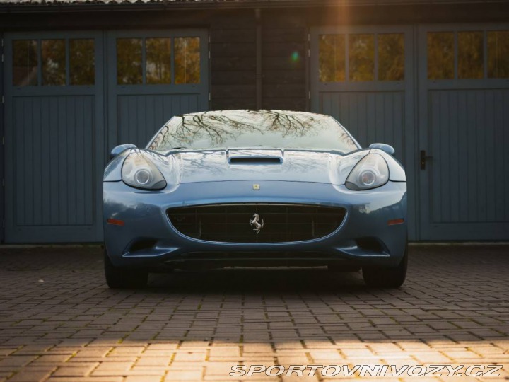Ferrari California V8 2010