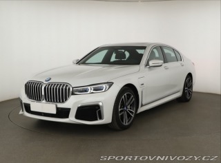 BMW 7 745e 2022
