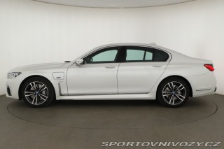 BMW 7 745e 2022