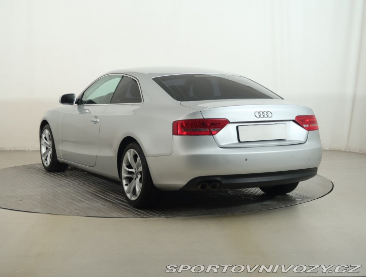 Audi A5 Sport 2.0 TDI 2011