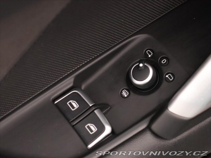 Audi TT 2,0 TFSI 169kW S-Line 1.M 2015
