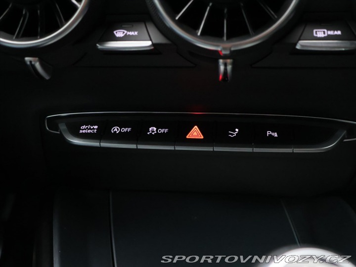 Audi TT 2,0 TFSI 169kW S-Line 1.M 2015