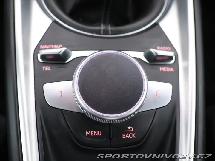 Audi TT 2,0 TFSI 169kW S-Line 1.M 2015