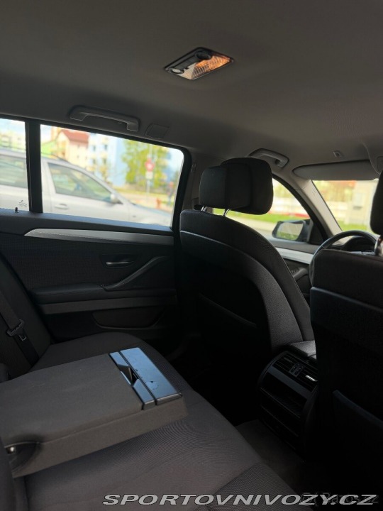 BMW 5 3,0   d f11 190kw v6 2011