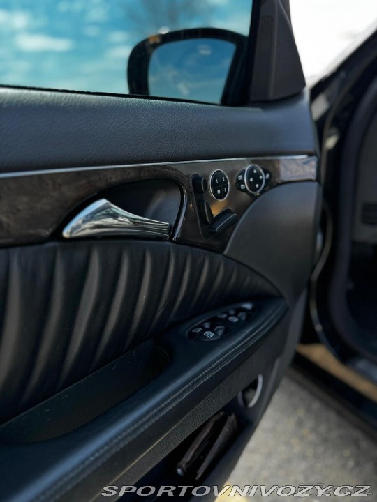 Mercedes-Benz E W211 E500 1800