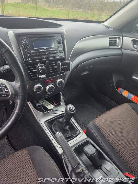 Subaru Impreza 2,0   XV 2011