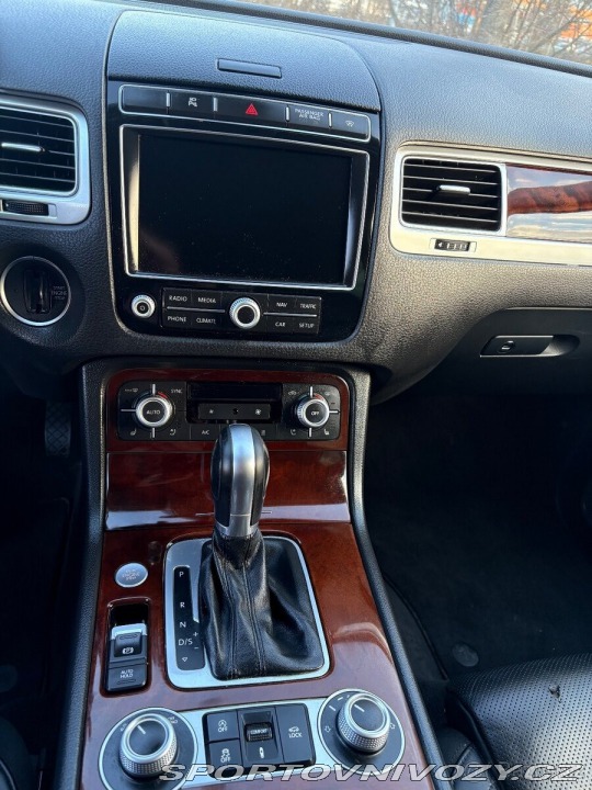 Volkswagen Ostatní modely Touareg 3,0 2015