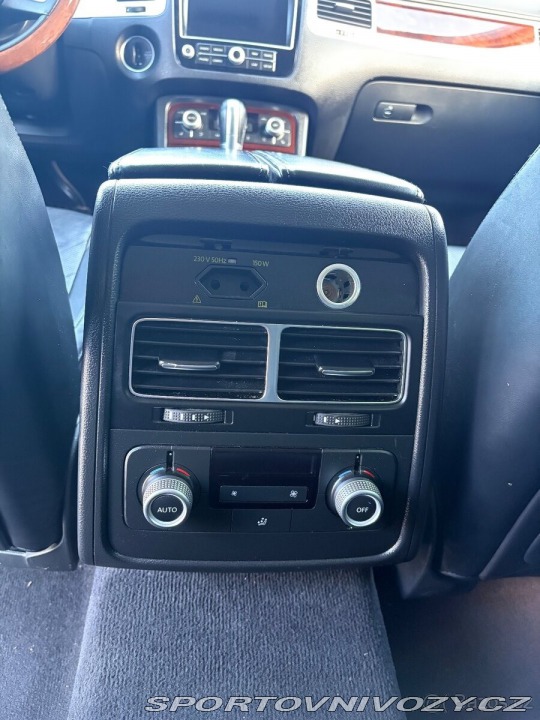 Volkswagen Ostatní modely Touareg 3,0 2015