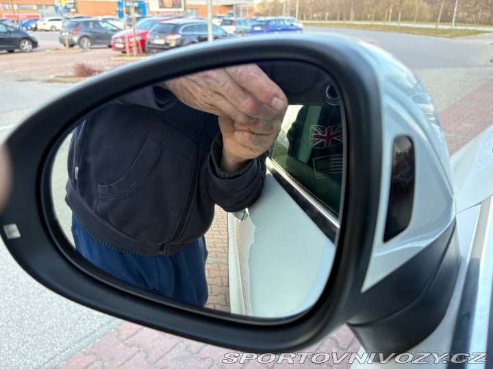 Volkswagen Ostatní modely Touareg 3,0 2015