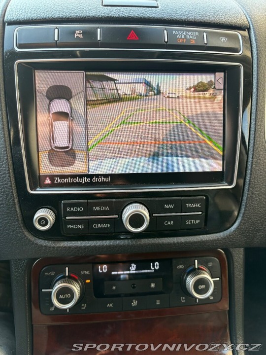 Volkswagen Ostatní modely Touareg 3,0 2015