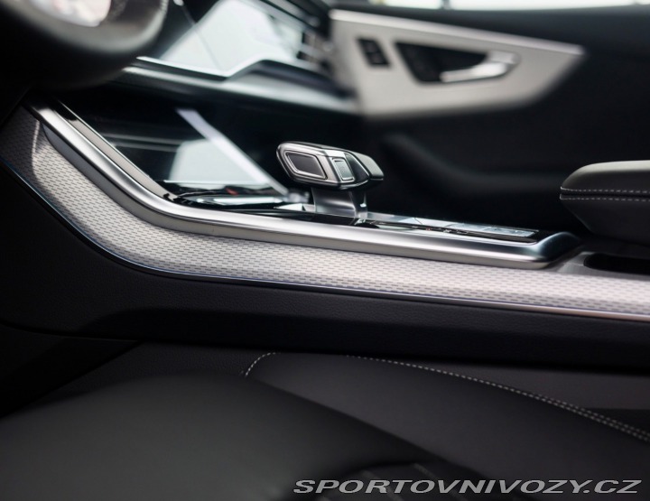 Audi Ostatní modely Q8  55 TFSIe Quattro 290KW e 2026