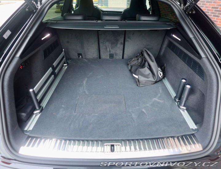 Audi Ostatní modely Q8  55 TFSIe Quattro 290KW e 2026