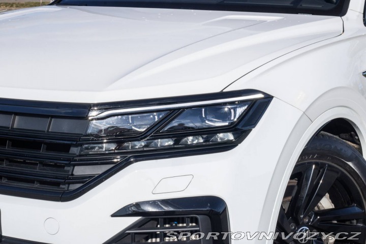 Volkswagen Ostatní modely Touareg  3.0 V6 TSI R-line 4Motio 2022
