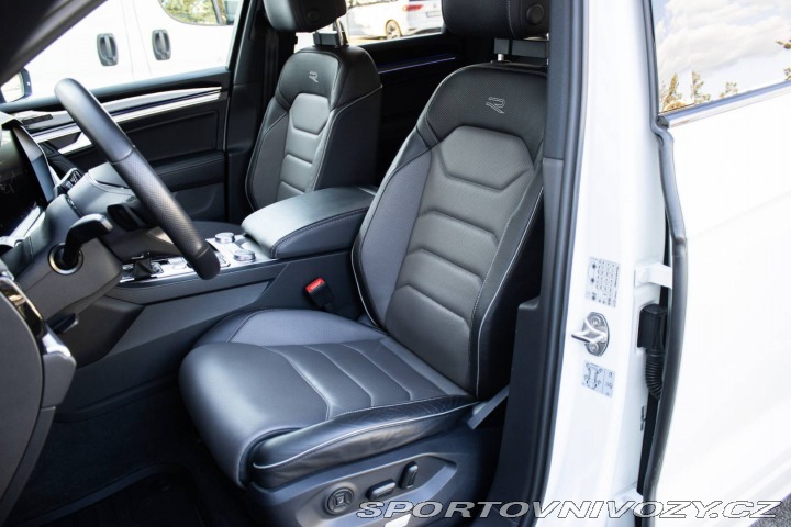 Volkswagen Ostatní modely Touareg  3.0 V6 TSI R-line 4Motio 2022