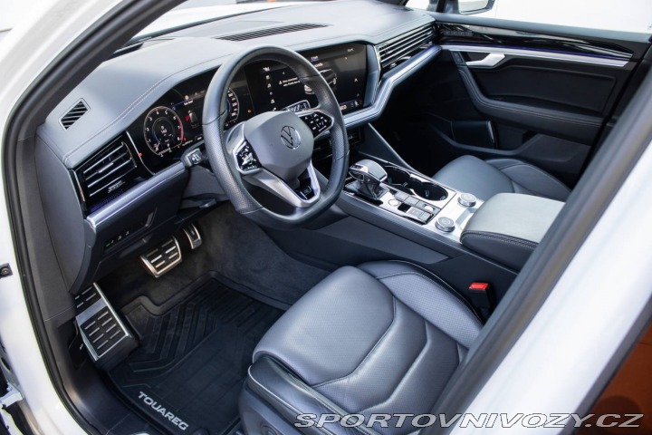Volkswagen Ostatní modely Touareg  3.0 V6 TSI R-line 4Motio 2022