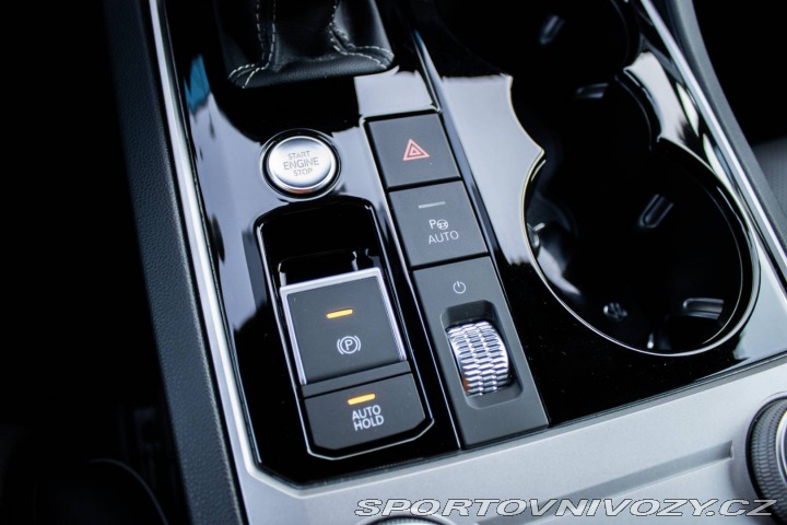 Volkswagen Ostatní modely Touareg  3.0 V6 TSI R-line 4Motio 2022