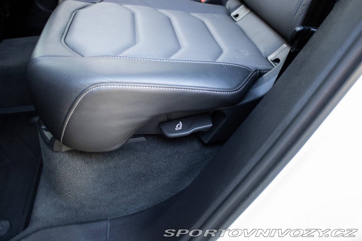 Volkswagen Ostatní modely Touareg  3.0 V6 TSI R-line 4Motio 2022