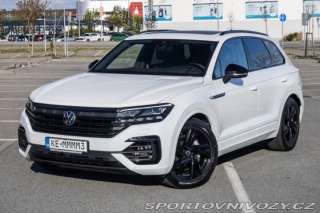 Volkswagen Ostatní modely Touareg  3.0 V6 TSI R-line 4Motio 2022