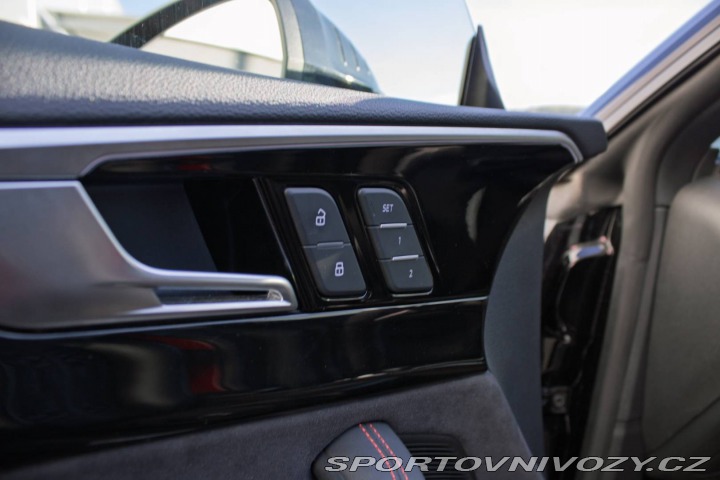 Audi RS5 Sportback 331kW AT8 / MO 2022