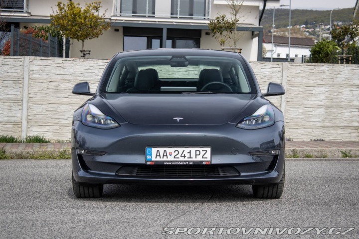 Tesla Model 3 366kW / NA SPLÁTKY / NA 2021