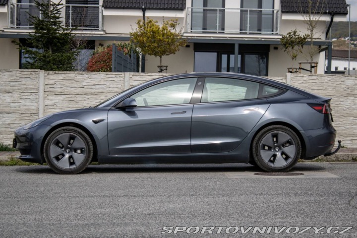 Tesla Model 3 366kW / NA SPLÁTKY / NA 2021