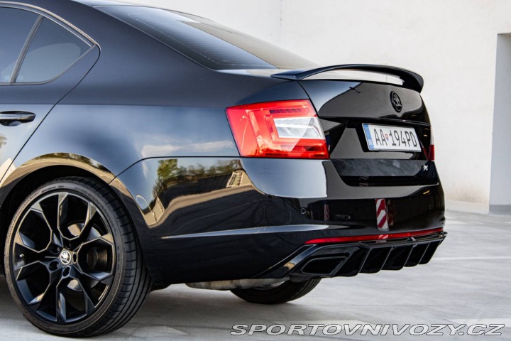 Škoda Octavia RS 2.0 RS 230 DSG 169kW AT6 2016