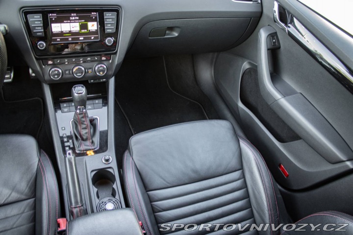 Škoda Octavia RS 2.0 RS 230 DSG 169kW AT6 2016