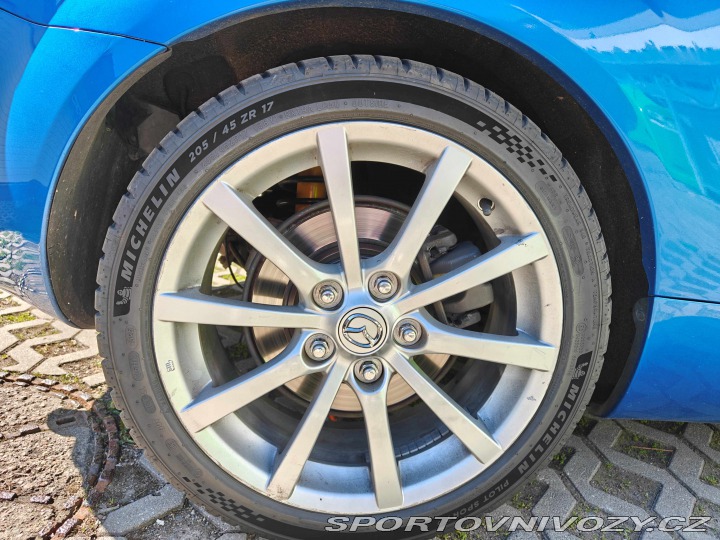 Mazda MX-5  2006