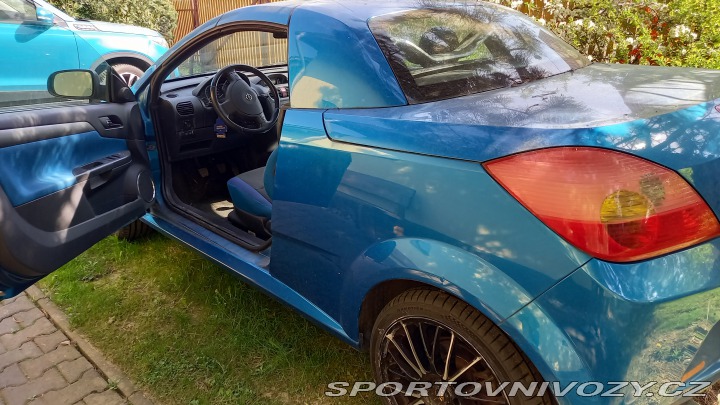 Opel Tigra X-C/ROADSTER 2004