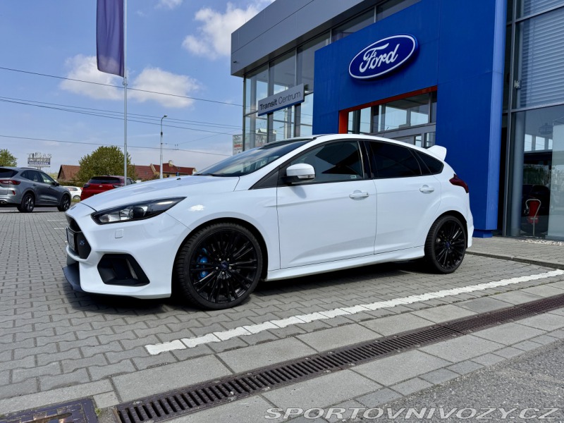 Ford Focus RS 