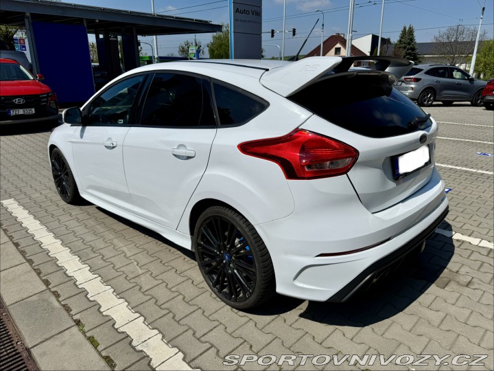 Ford Focus RS  2016