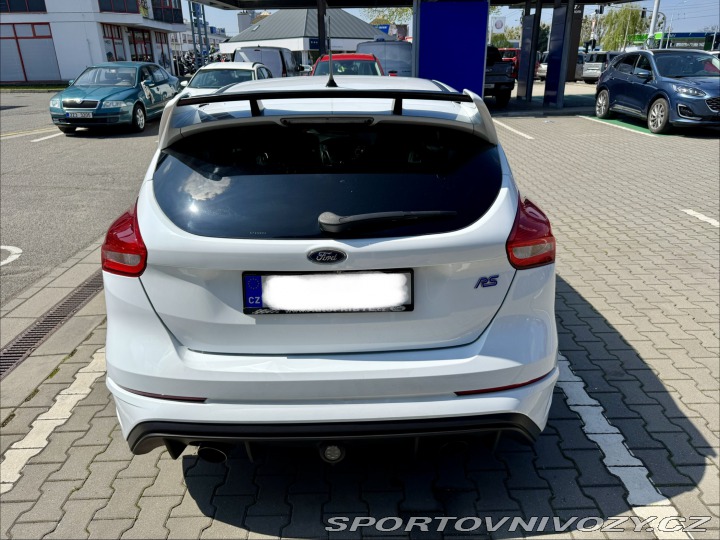 Ford Focus RS  2016